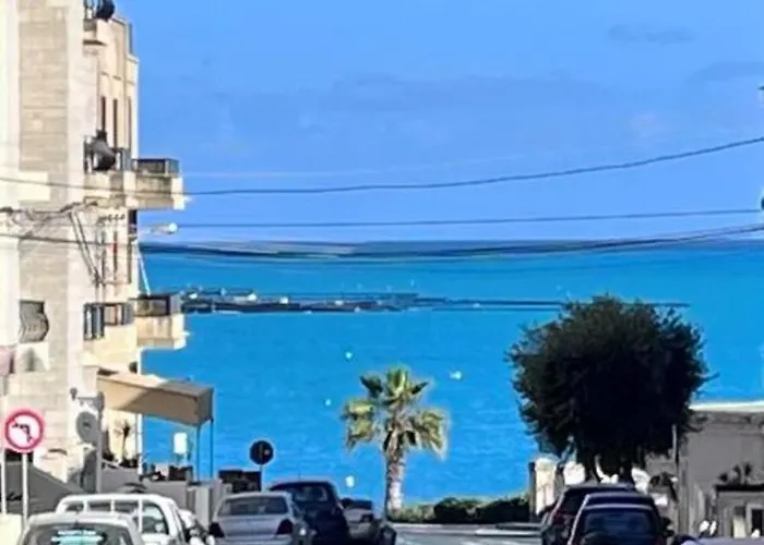 Carmax 2 Bedroom Birzebbugia דירה *