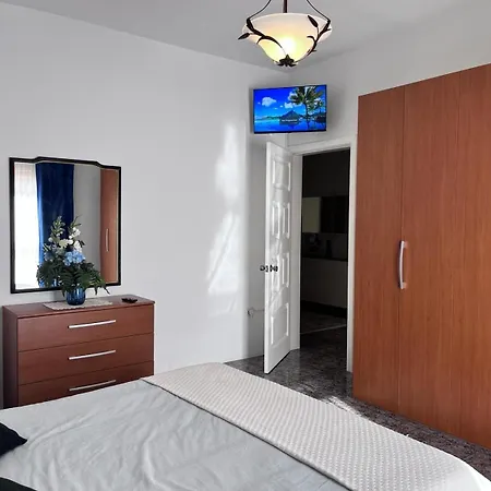 Lägenhet Carmax 2 Bedroom Birzebbugia *