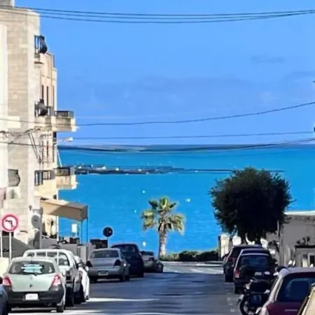 Carmax 2 Bedroom Birzebbugia Daire *