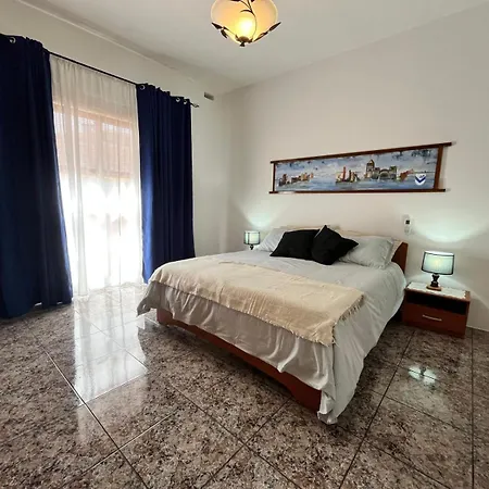 Carmax 2 Bedroom Birzebbugia Appartement *